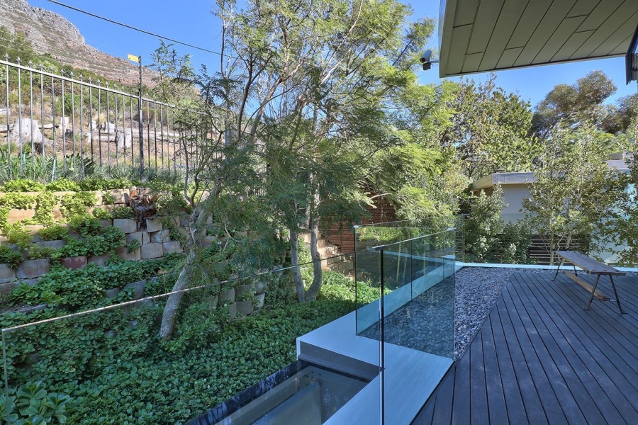 7 Bedroom Property for Sale in Higgovale Western Cape